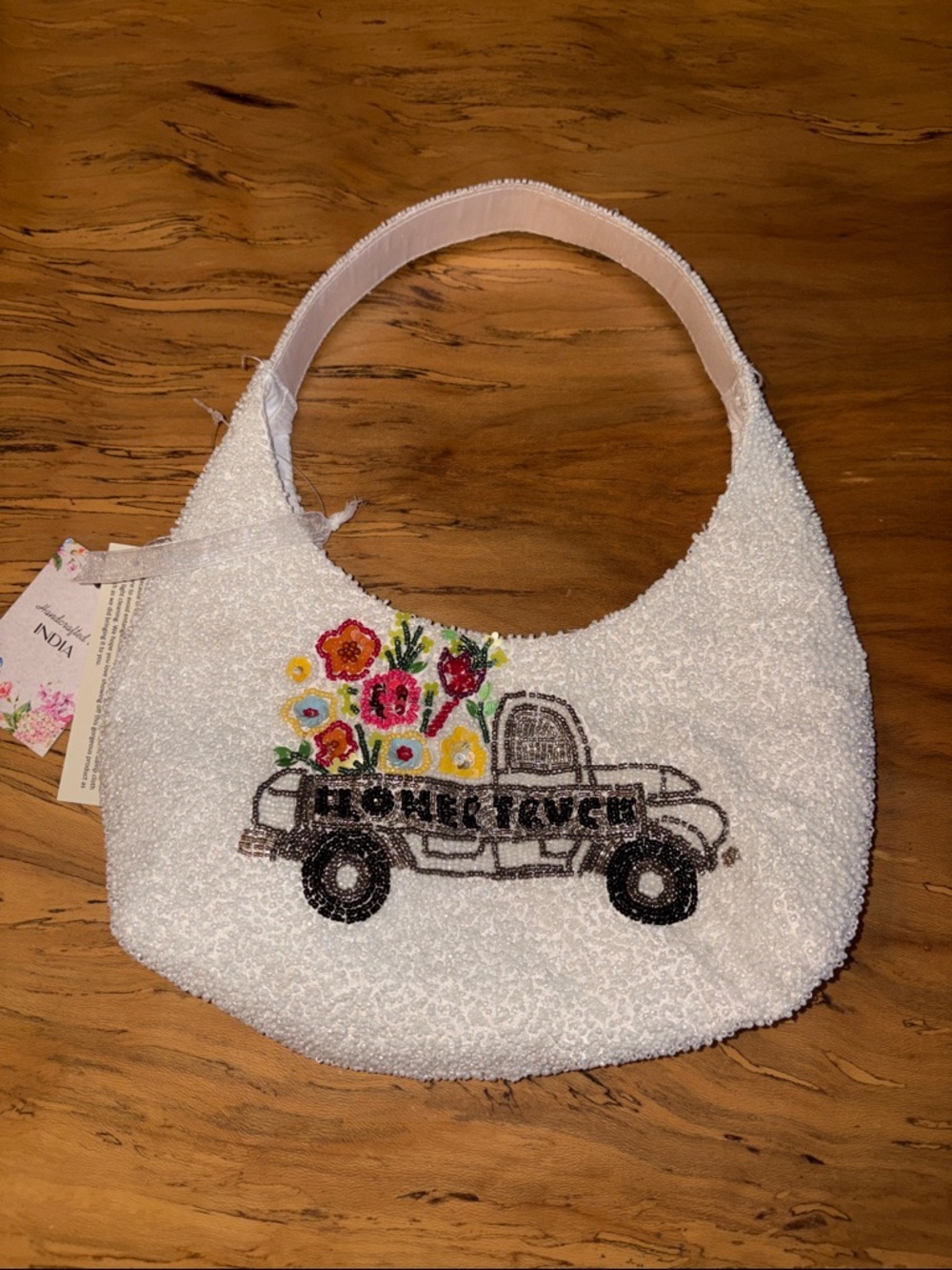 Viral Beaded White Floral Truck Shoulder Bag